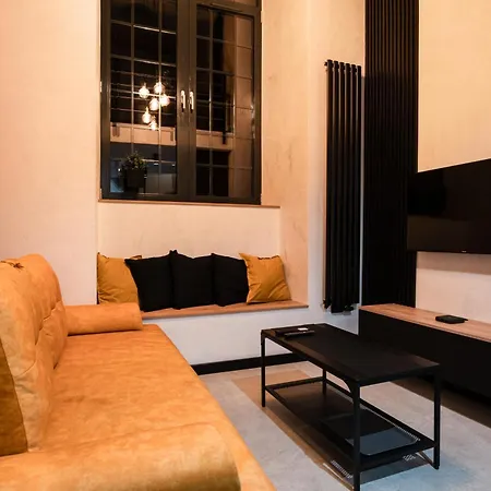 Your Aparts - Lofty Scheiblera *